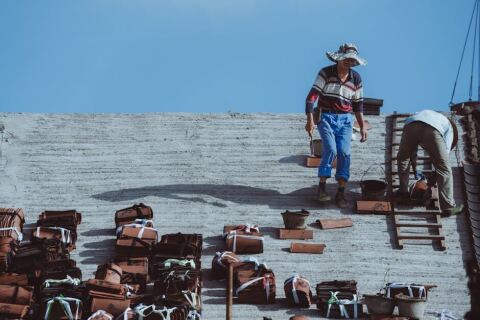 Parpaing, brique, béton cellulaire ou pierre : quel matériau pour vos murs ?