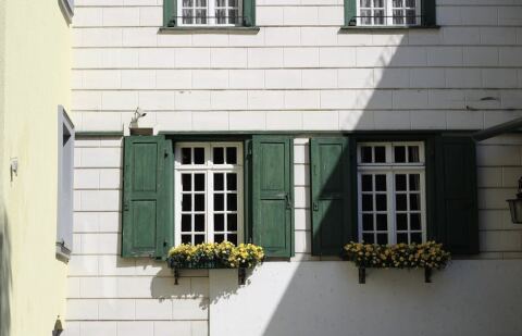 Fenêtre de toit (Velux) : prix, pose et problèmes courants